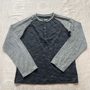 Lee Raglan Henley - Boys SZ 10/12 - Medium - NWOT